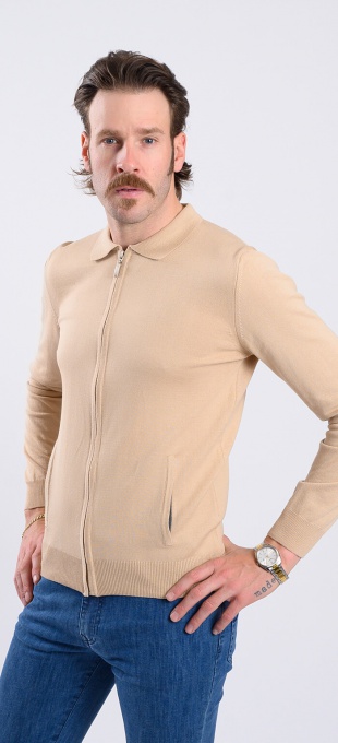 Beige zip sweater