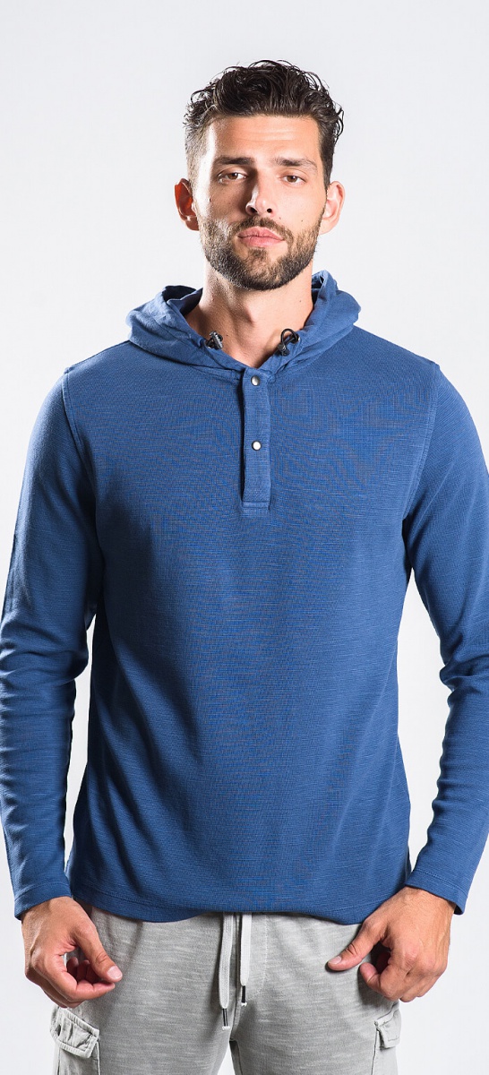 Dark blue sweatshirt