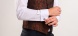 Hnedá vzorovaná obleková vesta