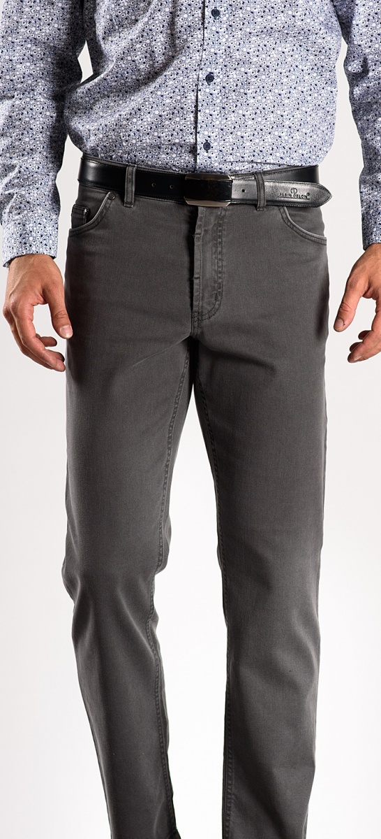 Sivé voľnočasové nohavice